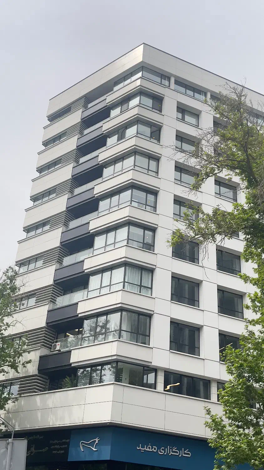 اجاره آپارتمان ۱۲۰ متری/سند اداری/برج اداری برند|اجارهٔ دفتر کار، اتاق اداری، مطب|تهران, زعفرانیه|دیوار