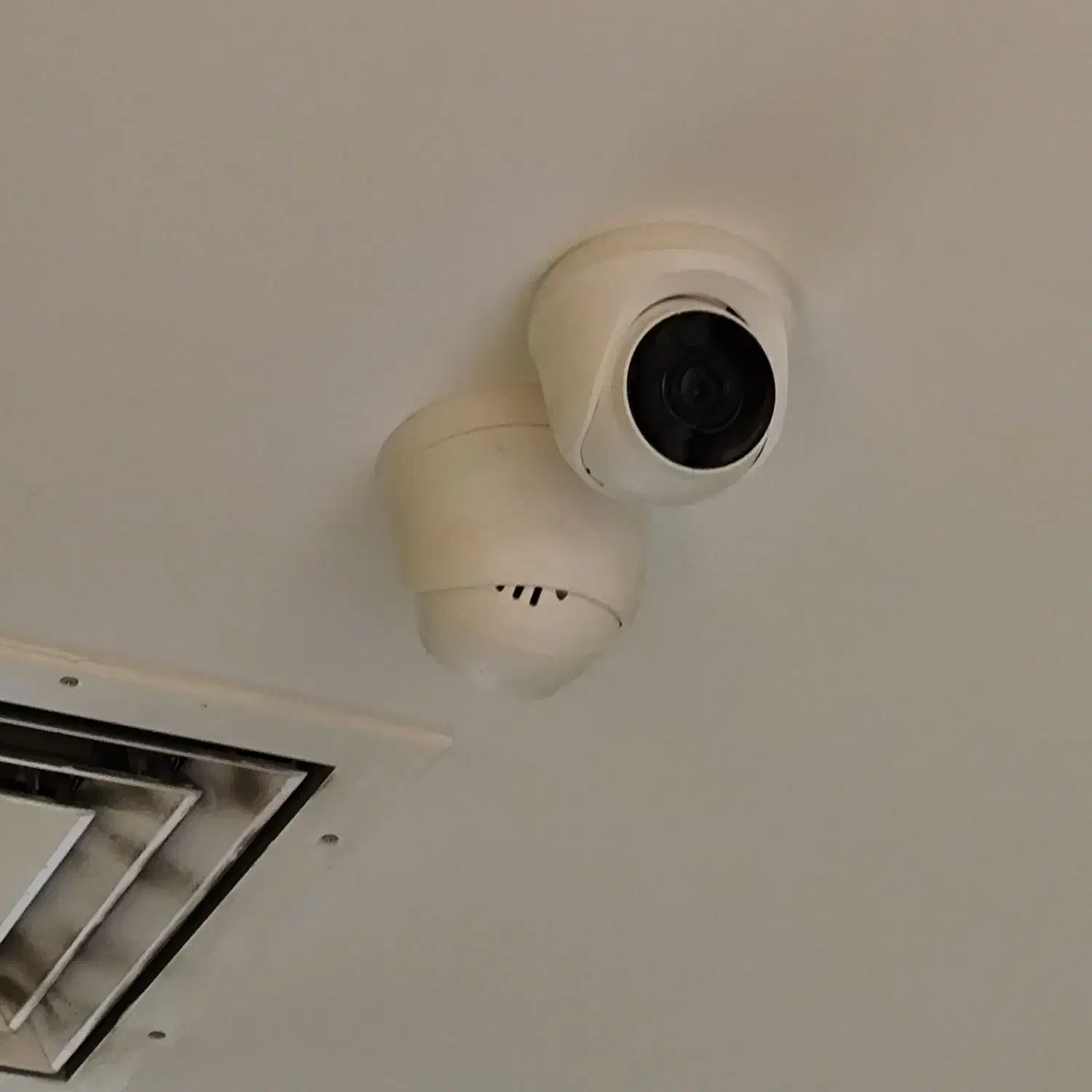 خدمات اکتیو و پسیو شبکه و دوربین مداربسته|خدمات پیشه و مهارت|تبریز, |دیوار