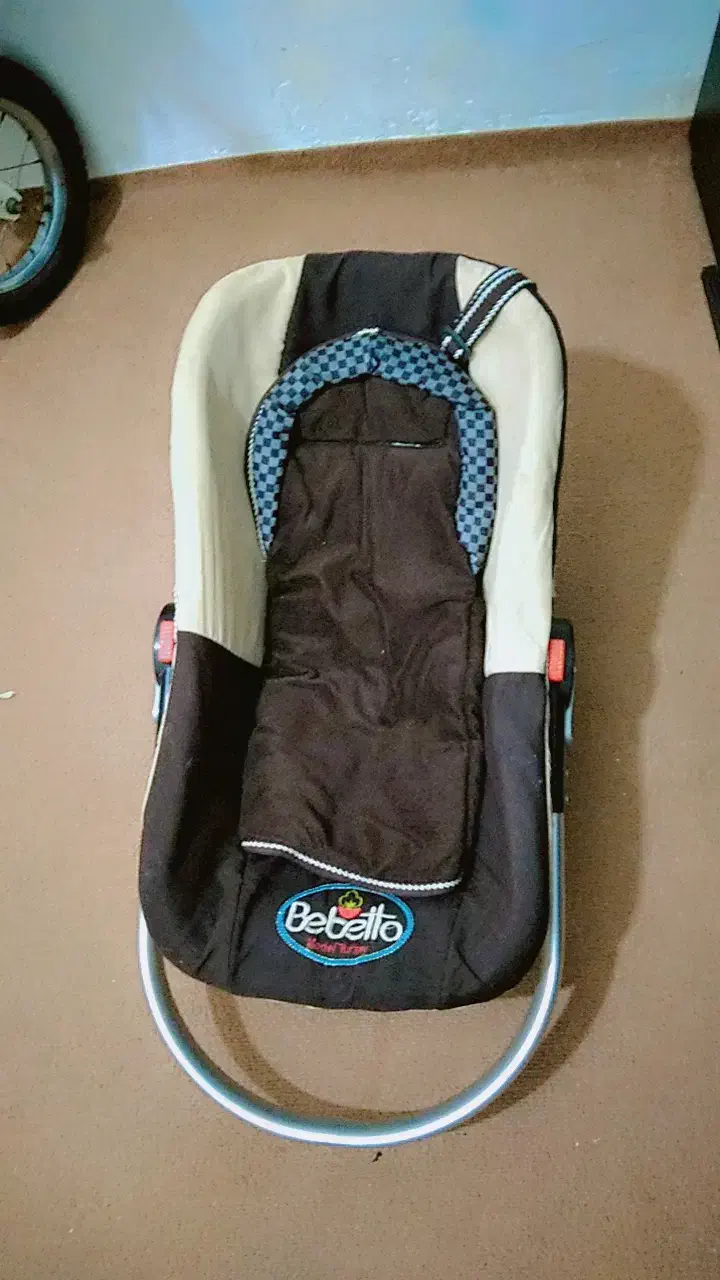 کریر|کالسکه و لوازم جانبی|تبریز, |دیوار