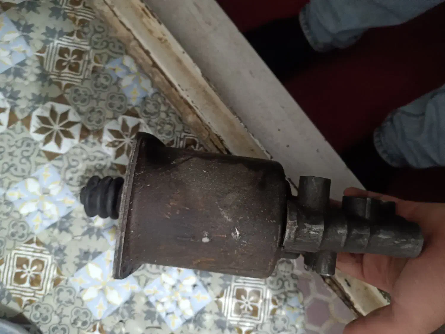 پمپ کلاج کمپرسور پمپ ترمز خاور ایسوزو ده تن بنز|قطعات یدکی و لوازم جانبی|مشهد, سمزقند|دیوار