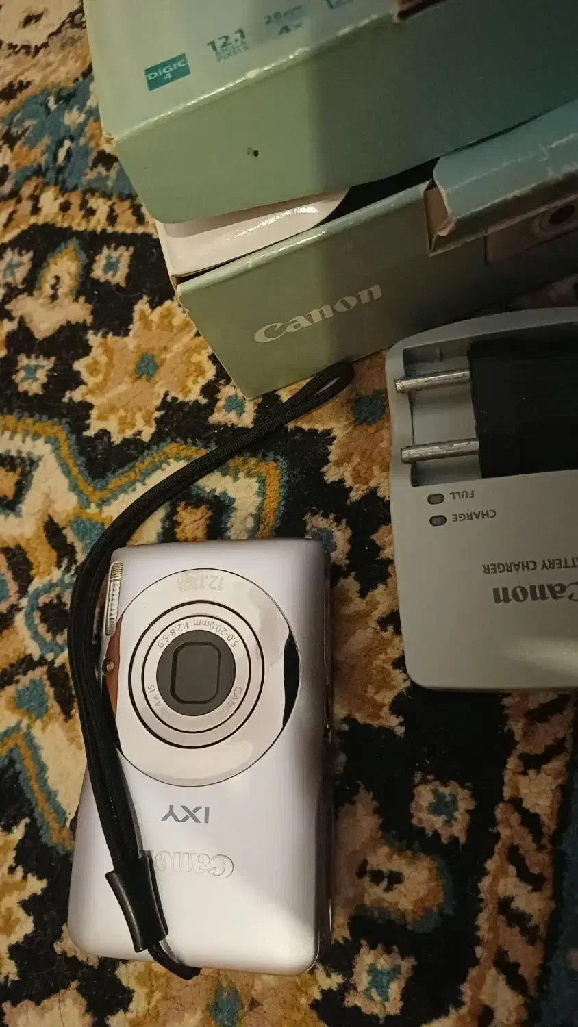 دوربین دیجیتالی ژاپنی کانن ۱۲ مگاپیکسل|دوربین عکاسی و فیلم‌برداری|ساری, |دیوار