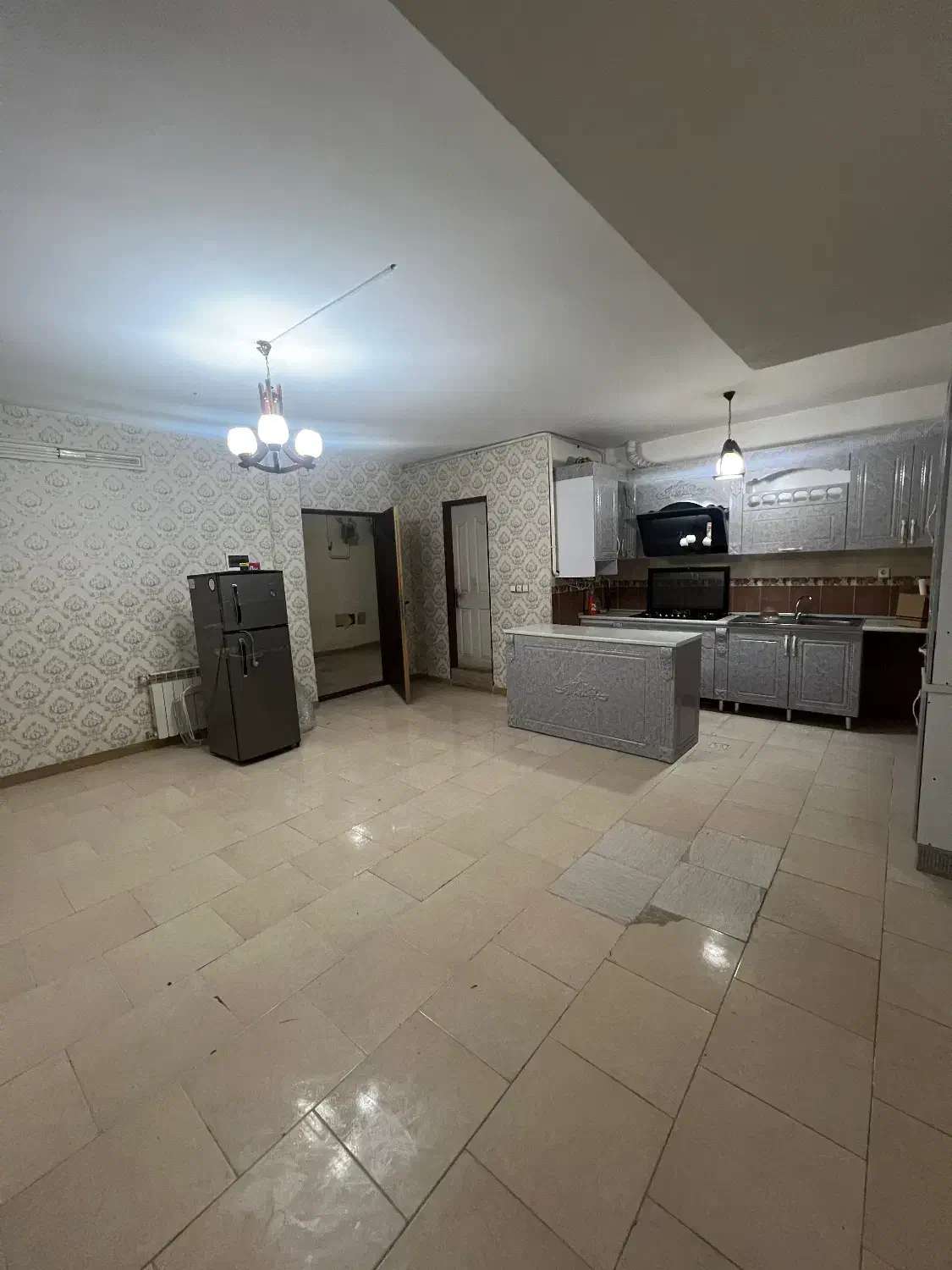 انتهای کمیل، شهرک اکباتان، مجتمع ونوس|اجارهٔ آپارتمان|کرمان, |دیوار