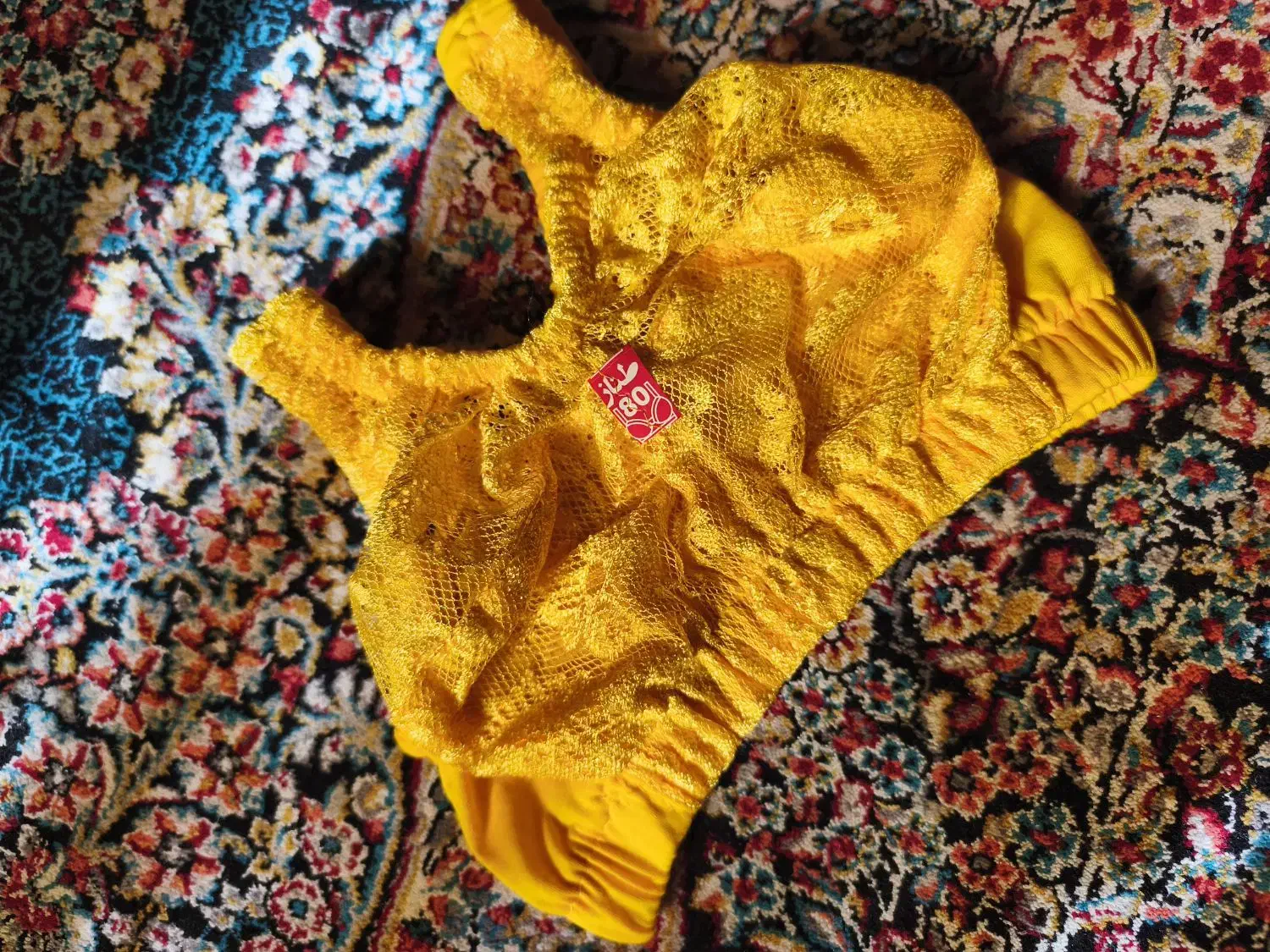 سوتین هندی|لباس|زرند, |دیوار