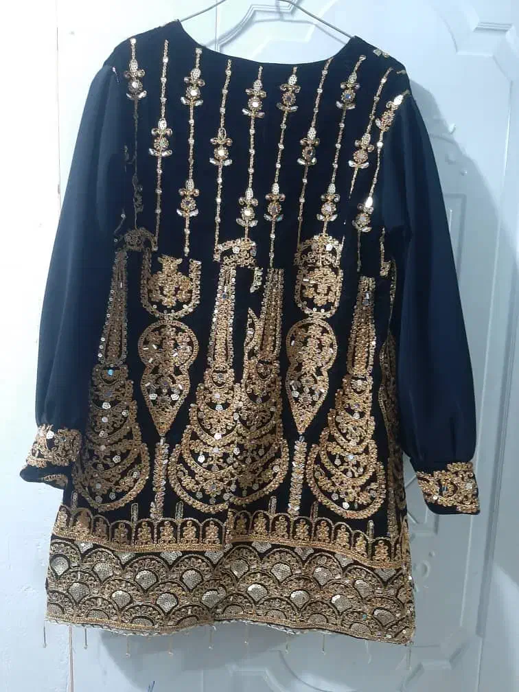 مانتو مجلسی طلاکوب .نو ..|لباس|پلدختر, |دیوار