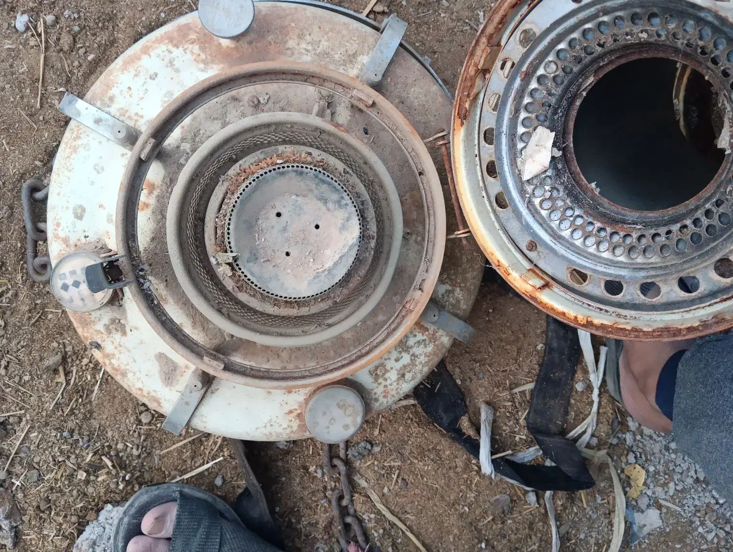 چراغ گازی سالم قدیمی|بخاری، هیتر، شومینه|زرند, |دیوار