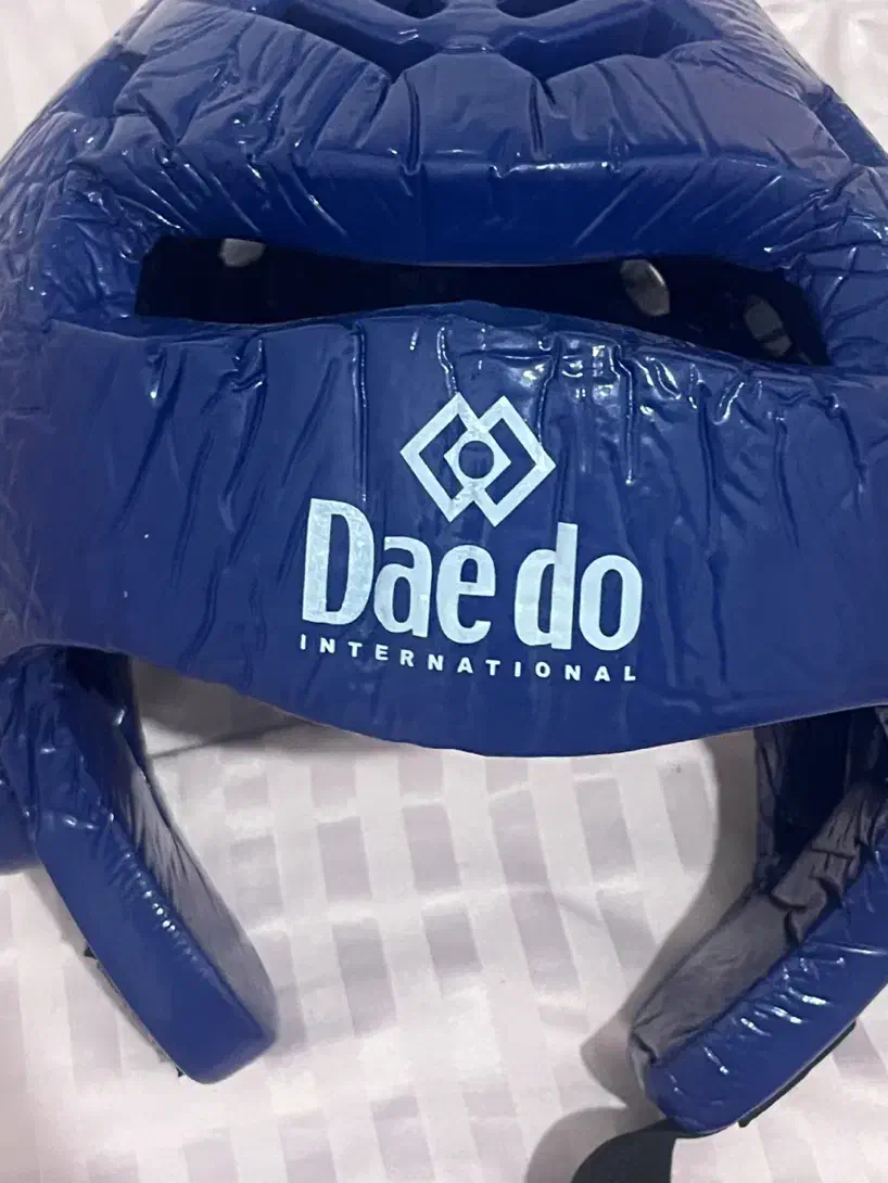 کلاه محافظ تکواندو Deado همراه با تجهیزات|تجهیزات ورزشی|رشت, گلسار|دیوار