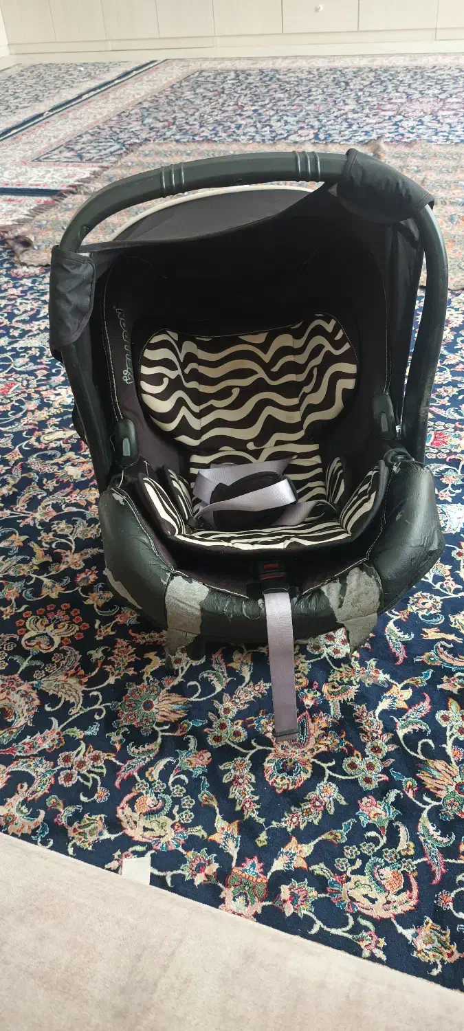 کریر خارجی|تخت و صندلی بچه|زنجان, |دیوار