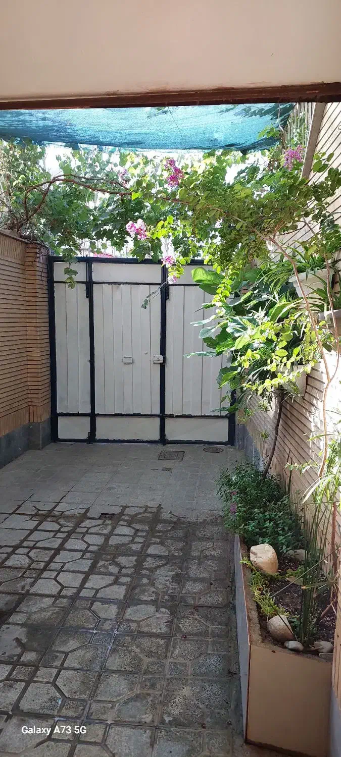 اجاره روزانه ماهانه ساعتی ویلایی|اجارهٔ کوتاه‌مدت ویلا و باغ|اصفهان, شهرک امام خمینی|دیوار