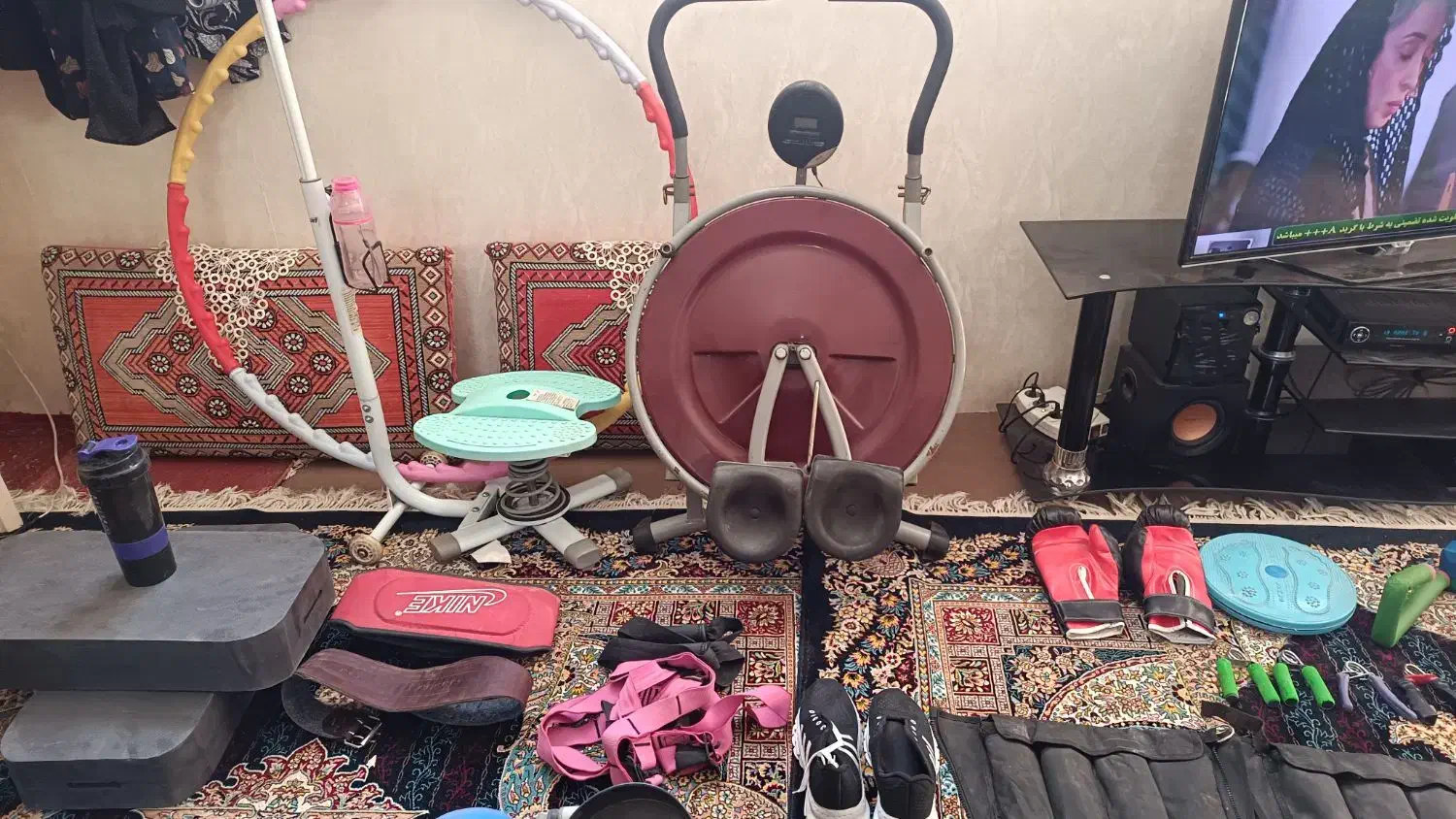 مقداری لوازم ورزشی|تجهیزات ورزشی|نیشابور, فرح بخش|دیوار