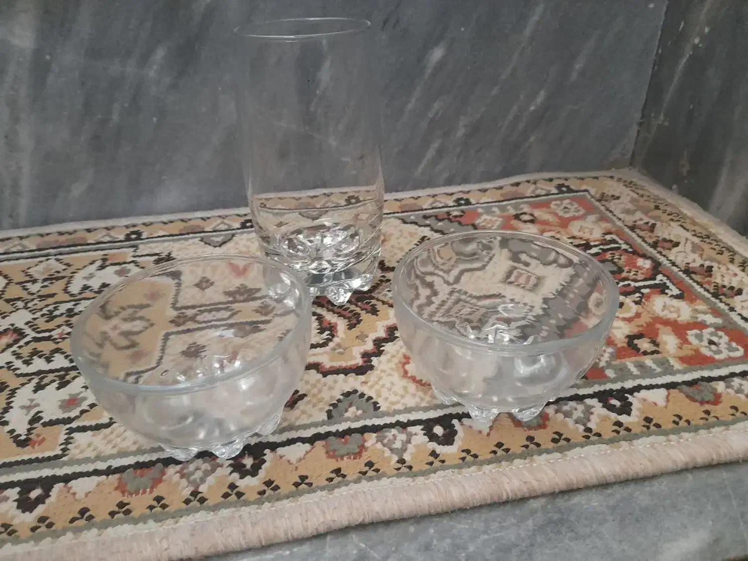 لیوان وکاسه پا فیلی|ظروف سرو و پذیرایی|کاشان, باهنر|دیوار