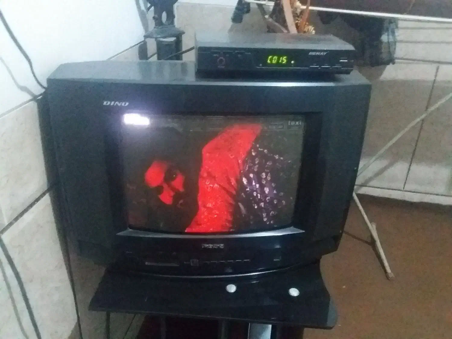 14اینچ ودیجیتال دنا|تلویزیون و پروژکتور|نجفآباد, قدس|دیوار