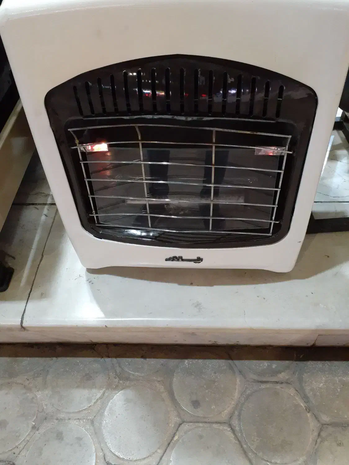 بخاری گازی بدون دودکش پلار|بخاری، هیتر، شومینه|شاهین‌شهر, مورچه خورت|دیوار