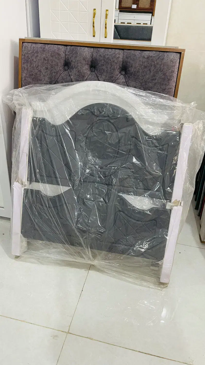 تخت ۹۰ وکیوم|تخت و سرویس خواب|برازجان, |دیوار