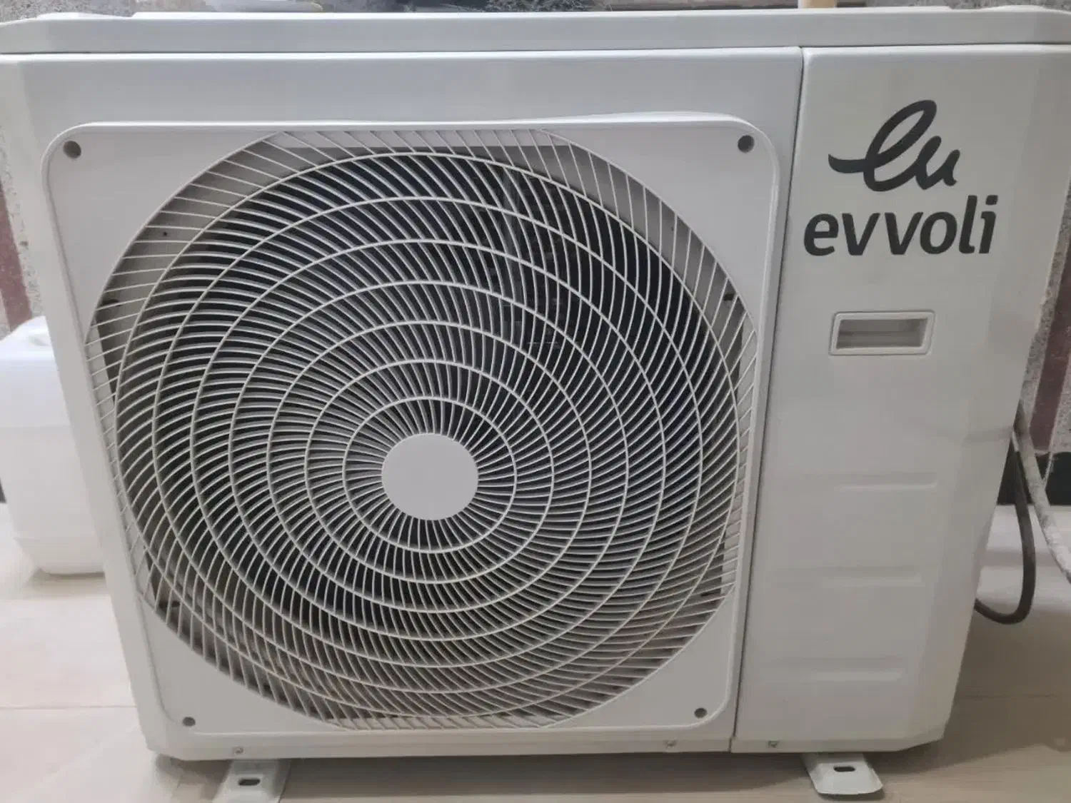 کولر گازی ۳۰ هزار موتور پیستونی قدیمی اصل ایتالیا|کولر گازی و فنکوئل|یزد, |دیوار