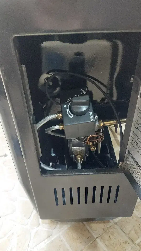 بخاری ایرانشرق ۱۲ هزار|بخاری، هیتر، شومینه|رشت, جانبازان|دیوار