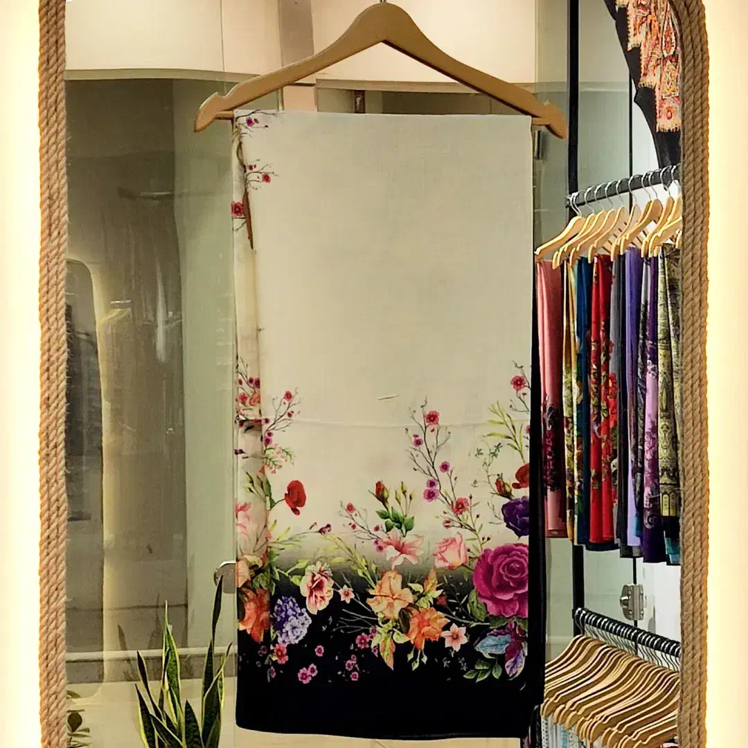 چارقد پشم ابرایشم مرینوس|لباس|بجنورد, |دیوار