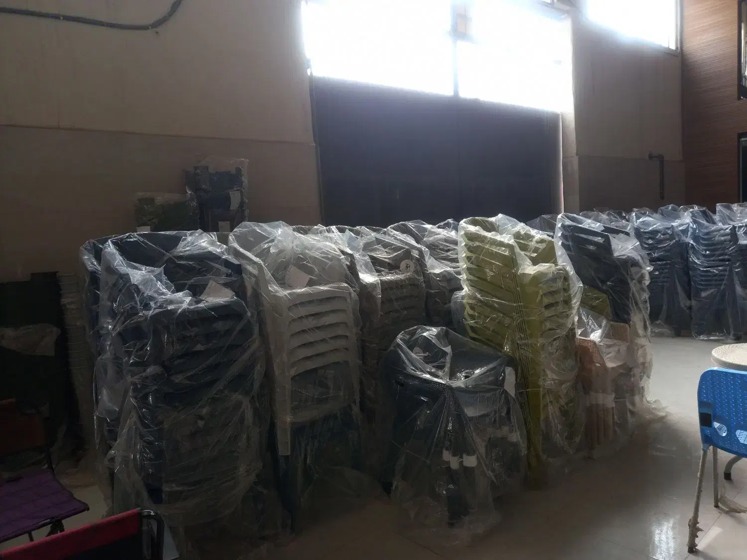 صندلی جهت تشریفات|صندلی و نیمکت|همدان, |دیوار