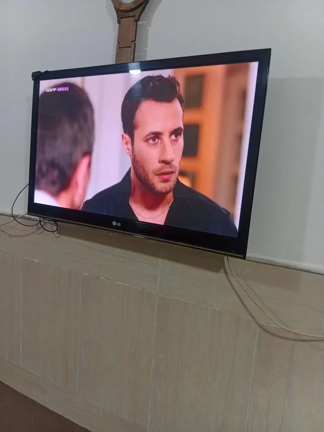 تلویزیون ال سی دی. ۴۲ اینج ال جی|تلویزیون و پروژکتور|نیشابور, دهنو|دیوار