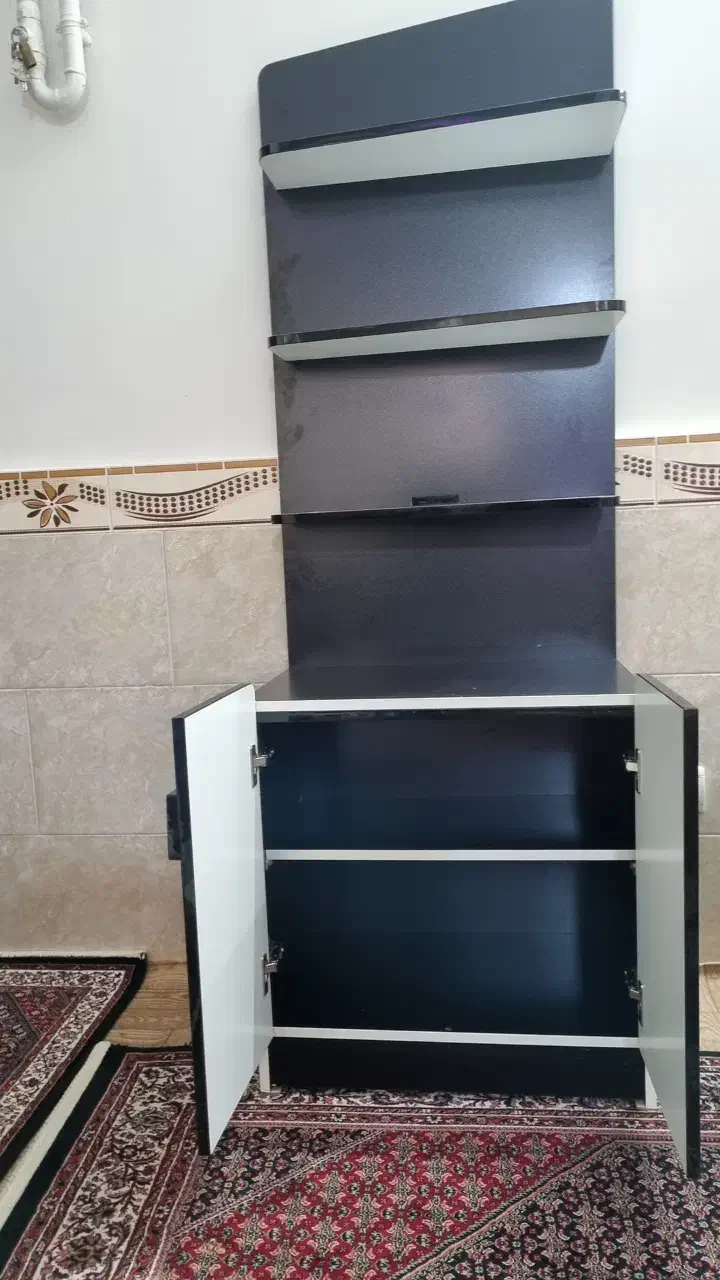 کتابخانه یا ویترین اسباب بازی|کتابخانه، شلف، قفسه‌های دیواری|زنجان, |دیوار