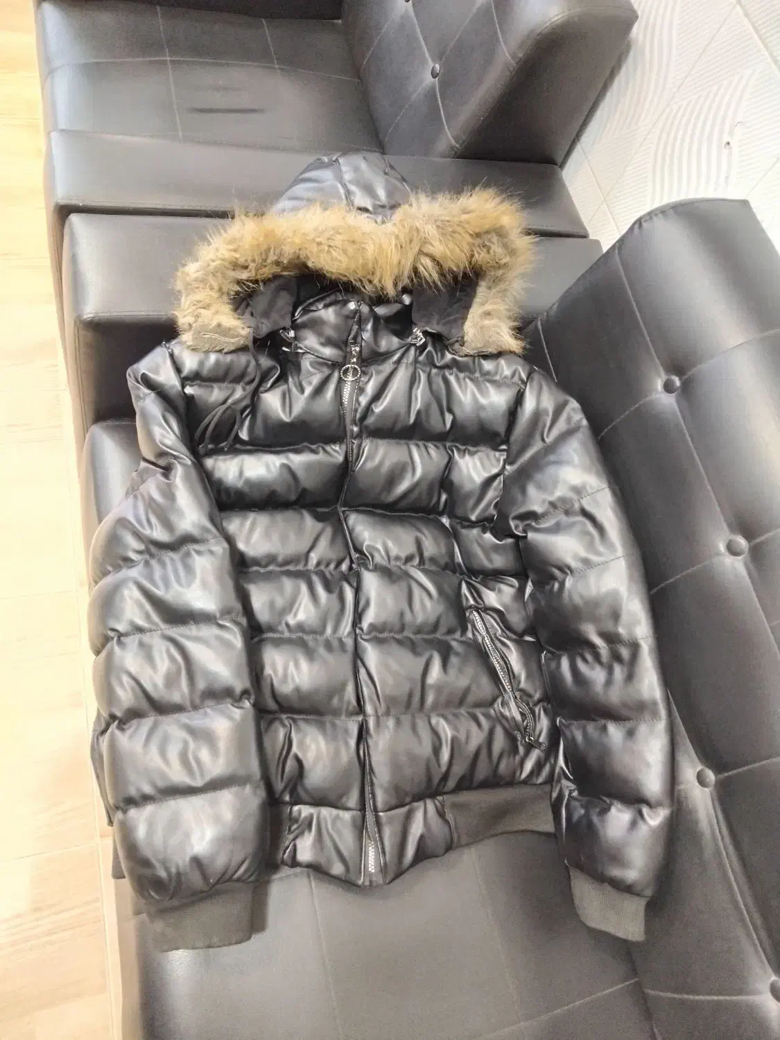 کاپشن  مردانه طرح چرم در حد نو|لباس|تربت جام, پاسداران|دیوار