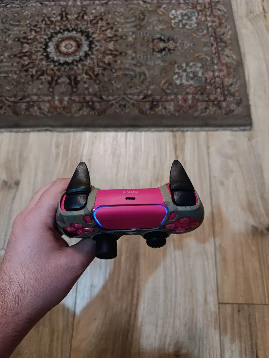 dual sensce Nova pink PS5 کنترلر|کنسول، بازی ویدئویی و آنلاین|رشت, کاکتوس|دیوار