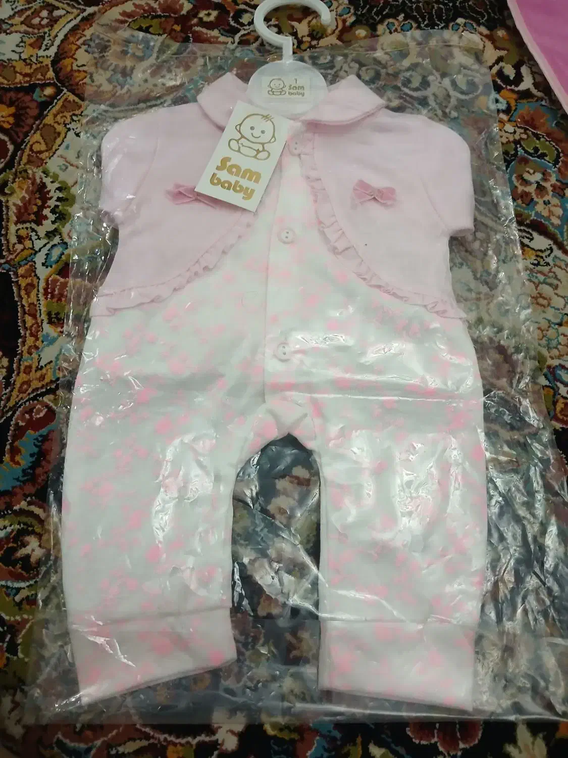 سرهمی مناسب نوزاد ۱ ماه|کفش و لباس بچه|ساوه, |دیوار