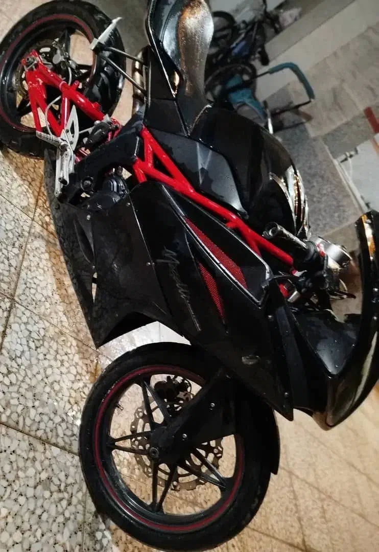 مگلی 250 مدل 92|موتورسیکلت|شیراز, احمدآباد|دیوار