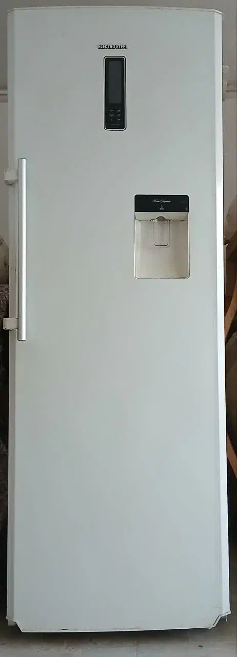 یخچال|یخچال و فریزر|قم, باغ کرباسی|دیوار