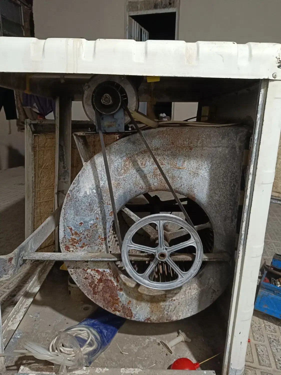 کولر ابی|کولر آبی|اراک, |دیوار