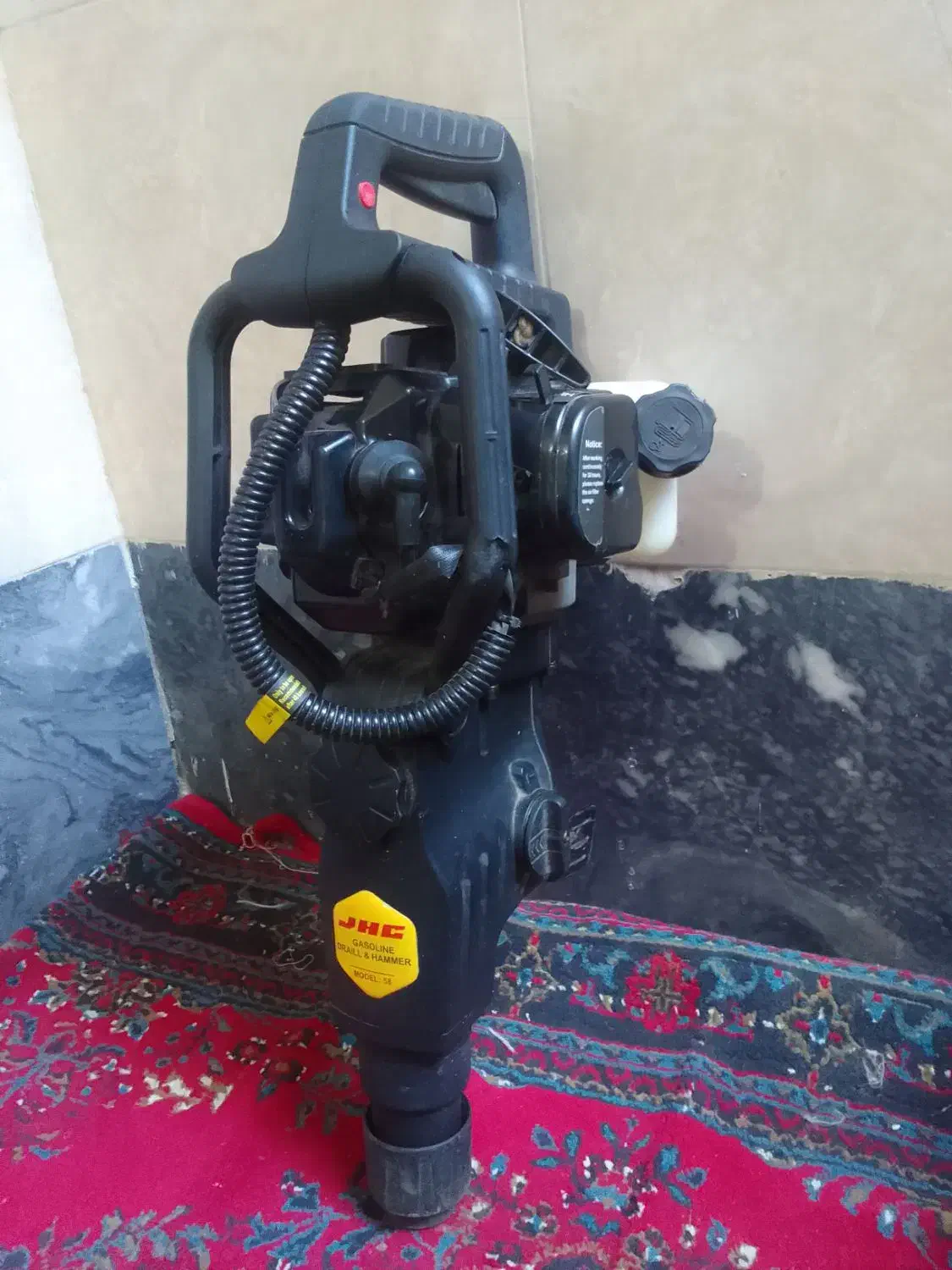 هلتی بنزینی|ابزارآلات|قم, قلعه کامکار|دیوار