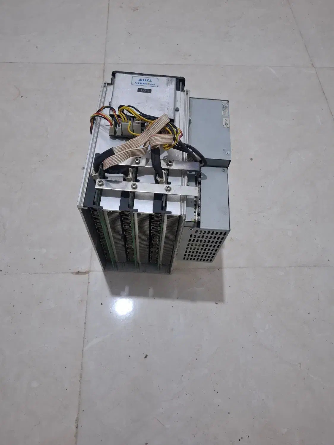 فروش یک دستگاه ماینر t2tHF|قطعات و لوازم جانبی رایانه|بندرعباس, |دیوار