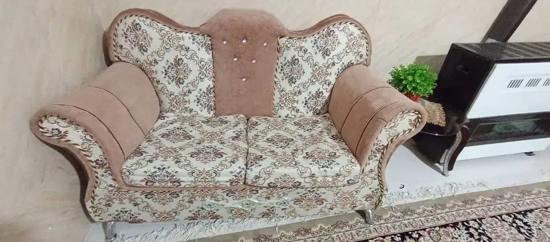 مبل راحتی زیبا|مبلمان خانگی و میز عسلی|زاهدان, |دیوار