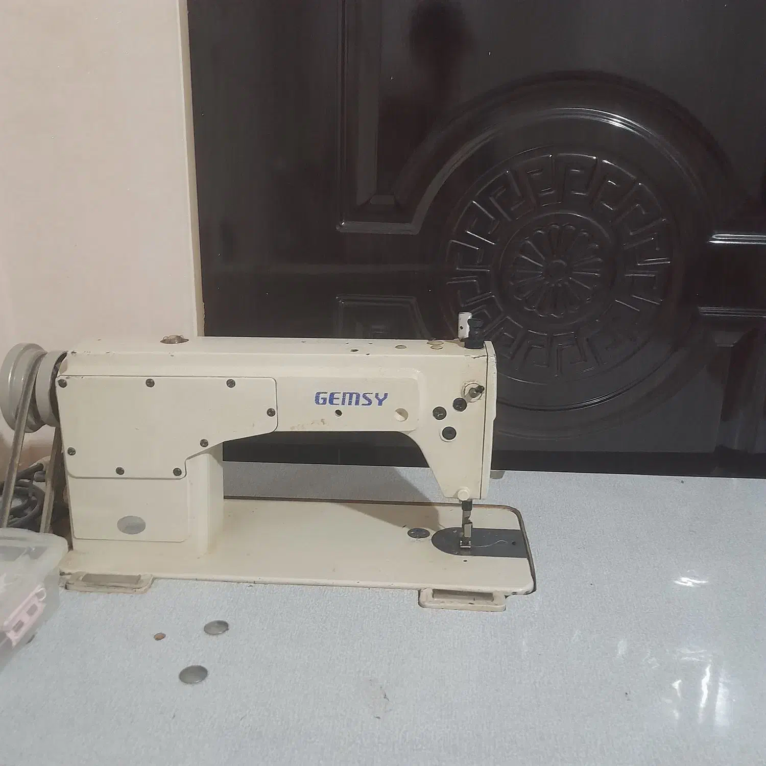 چرخ خیاطی|چرخ خیاطی و ریسندگی|قم, شهر قائم|دیوار