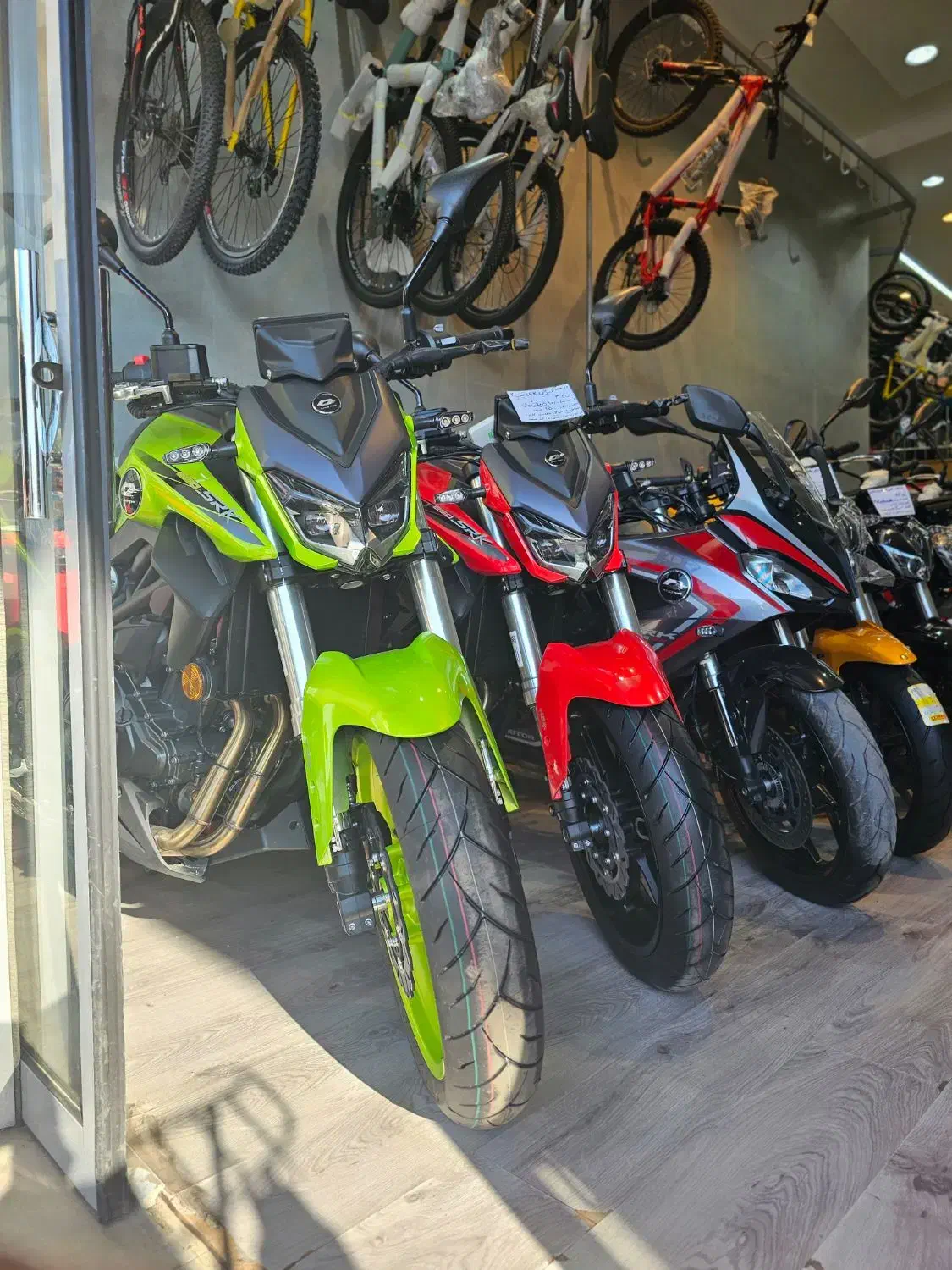 فروش اقساط کیو جی srk تیپ ۲ و کیوجی ریسrr|موتورسیکلت|شیراز, شهرک گلستان|دیوار