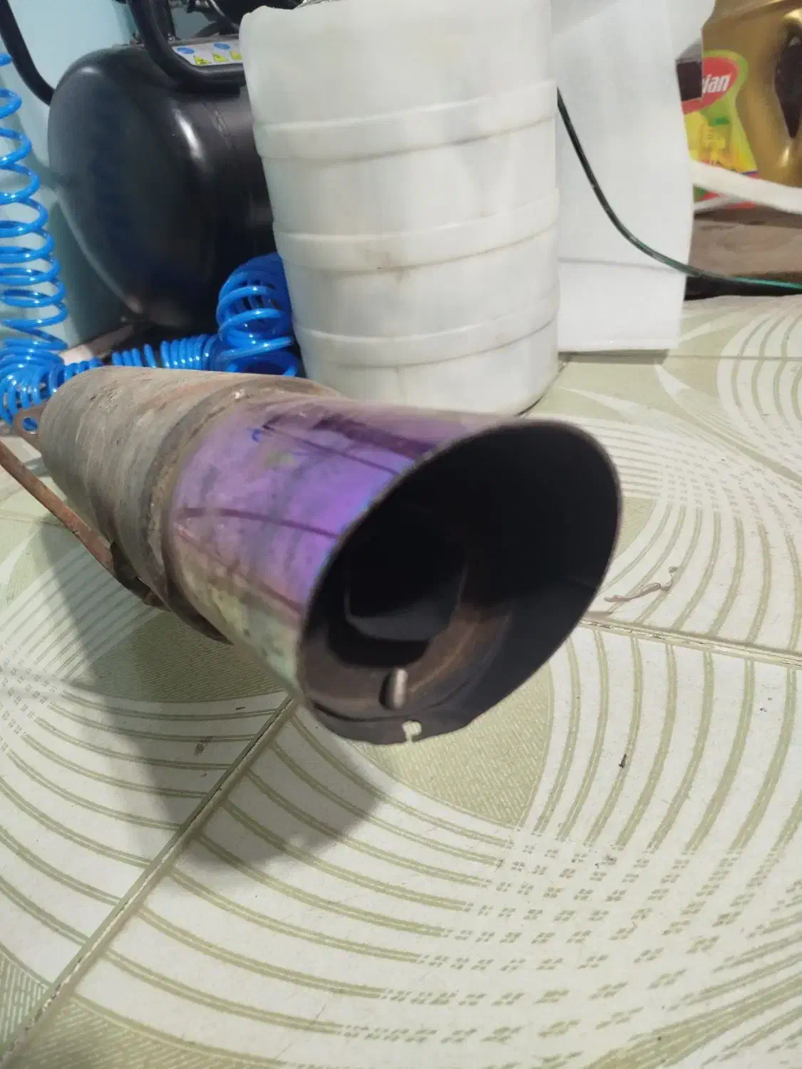 منبع اگزوز ۷۰۹ رویال همراه با سایلنسر|قطعات یدکی و لوازم جانبی|فومن, |دیوار