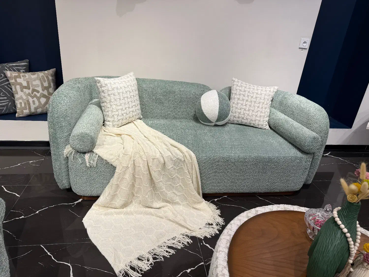 قشم صنعت مبل|مبلمان خانگی و میز عسلی|قشم, |دیوار