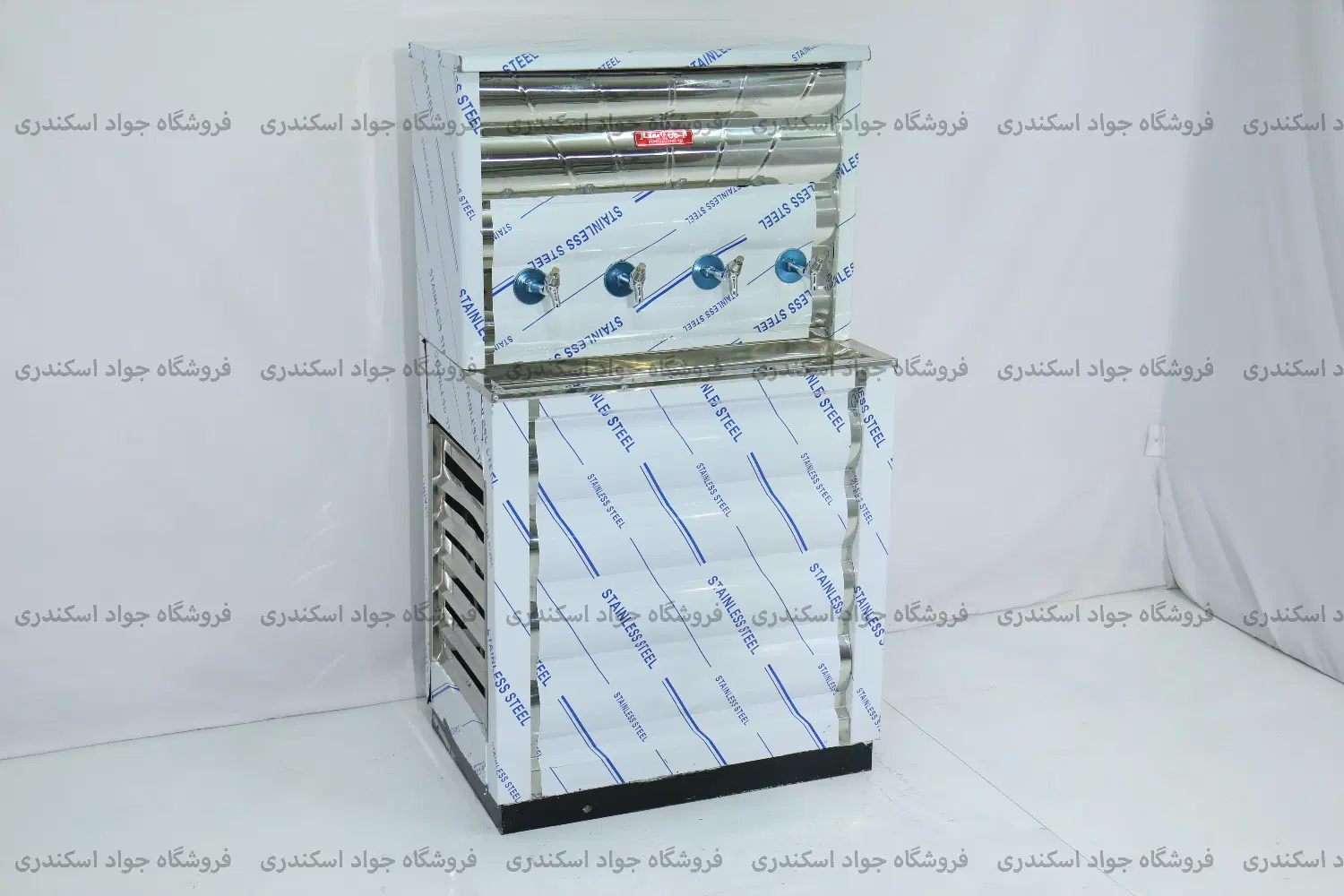 آبسردکن صنعتی چهار شیر با مخزن تحت فشار|آبسردکن و تصفیه آب|تبریز, |دیوار