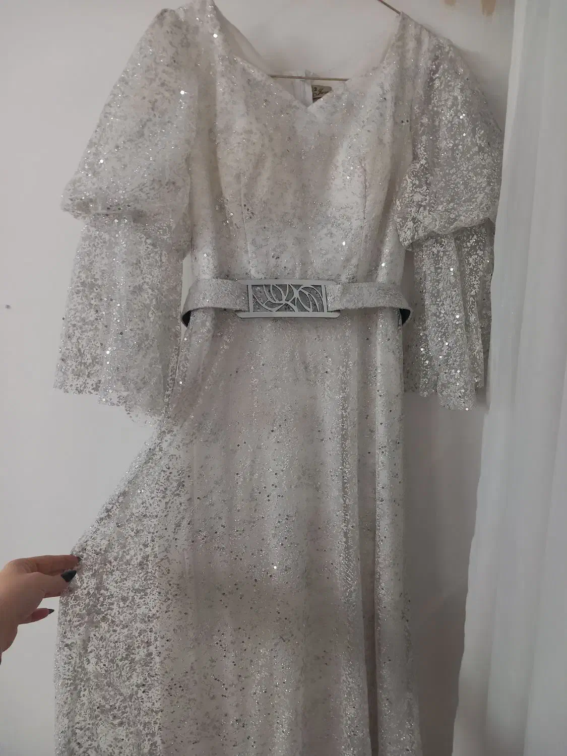 لباس مجلسی نقره ای سفید شاین پولک 44 46 48|لباس|قرچک, مهدیه|دیوار