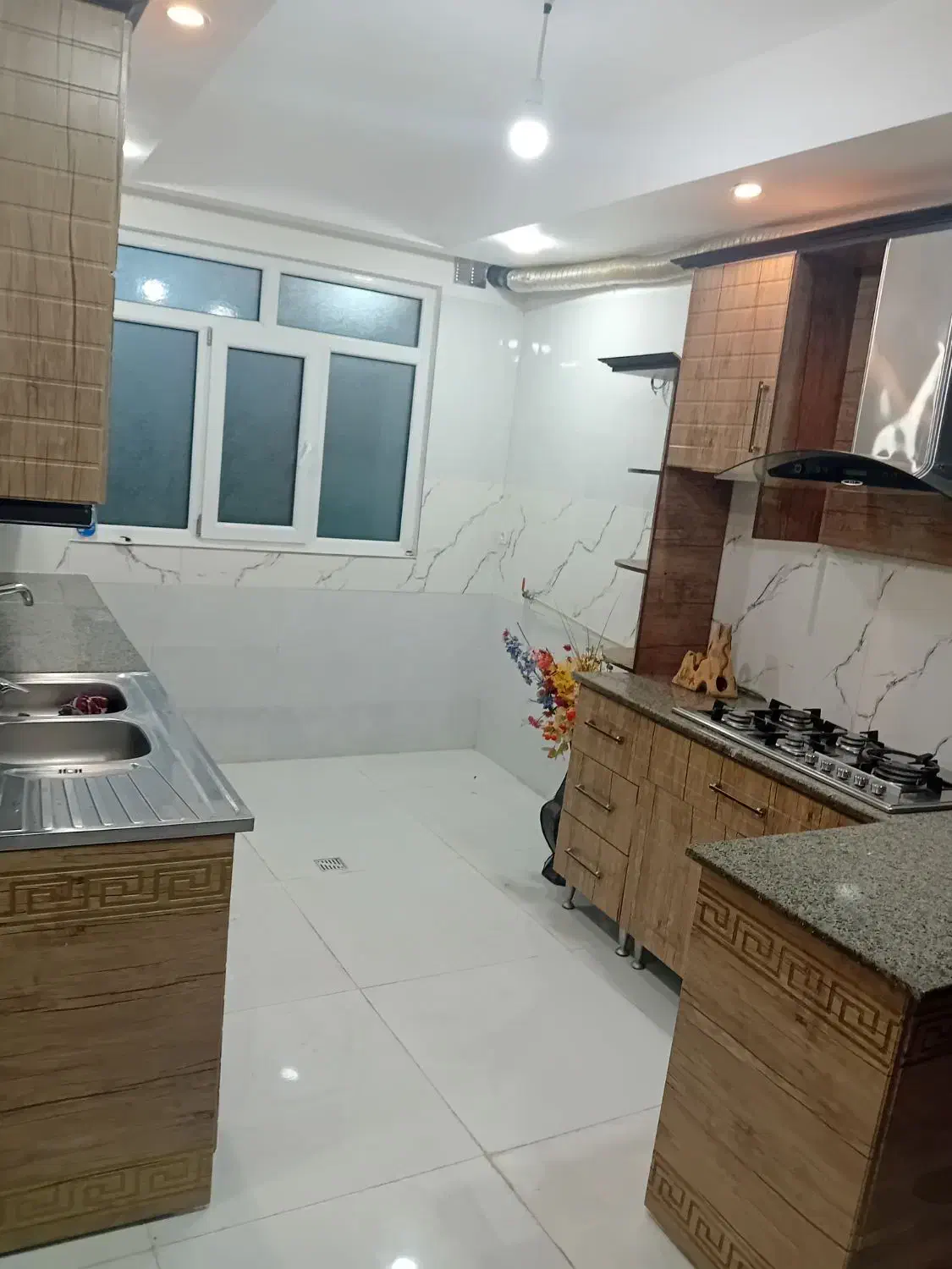 رهن منزل مسکونی واقع در شهر آستانه|اجارهٔ خانه و ویلا|شازند, |دیوار