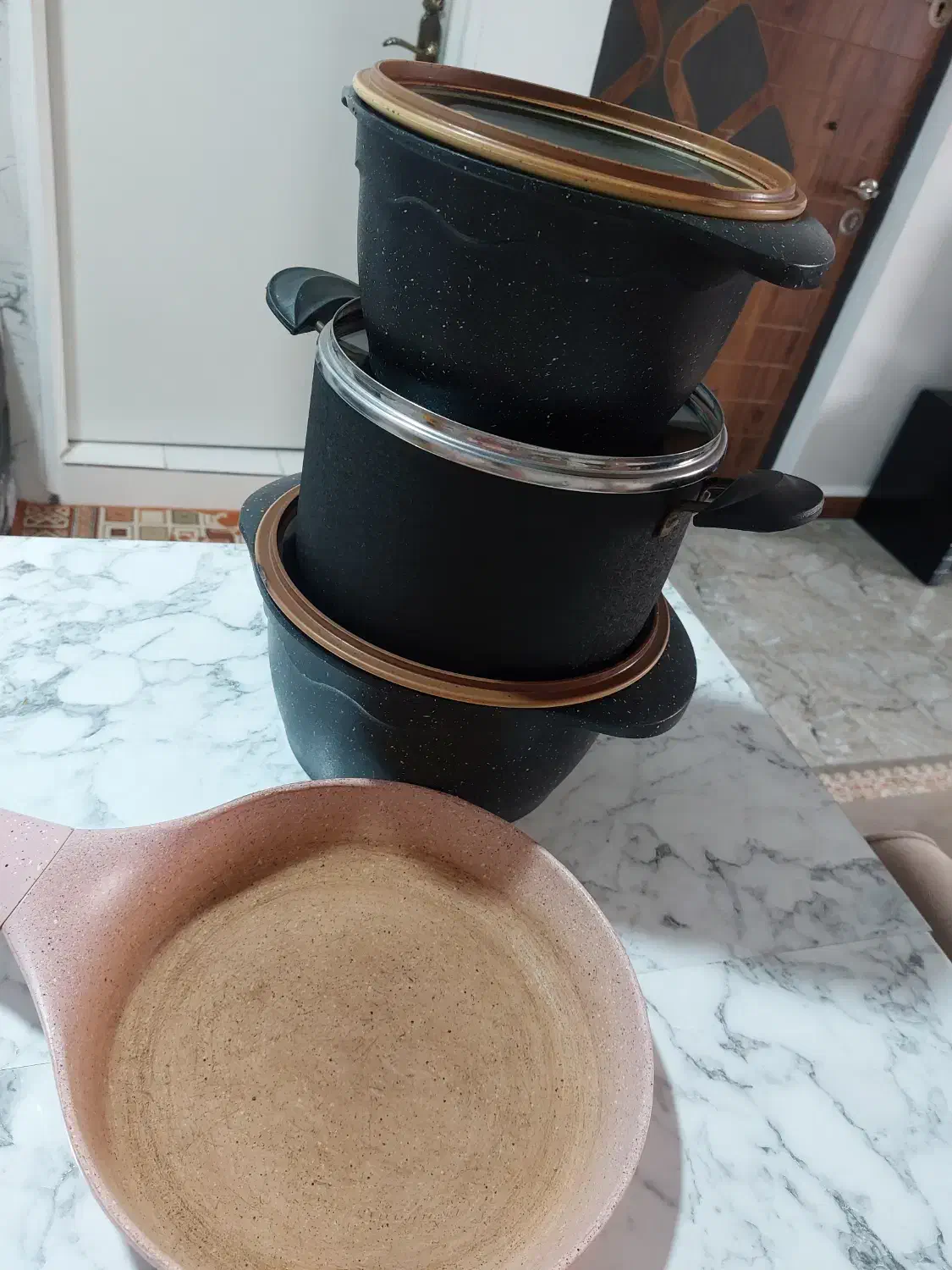 قابلمه گرانیتی|ظروف پختوپز|شوش, |دیوار