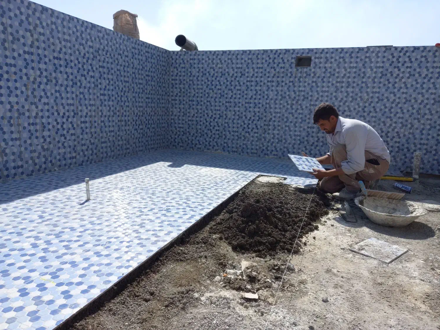 اجرای کلیه کارهای ساختمان بنای|خدمات پیشه و مهارت|کرج, حسین‌آباد|دیوار