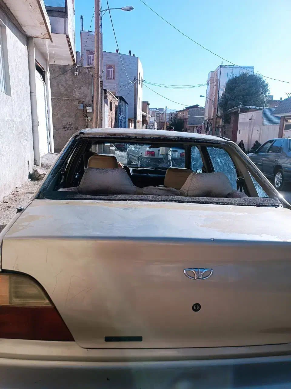 فروش دووسیلو سدان مدل ۸۰رنگ بژ|خودرو سواری و وانت|خرمآباد, |دیوار