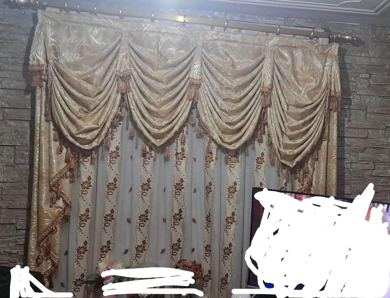 دو عدد پرده همراه والون بدون میله پرده|پرده، رانر، رومیزی|لاهیجان, لیالستان|دیوار