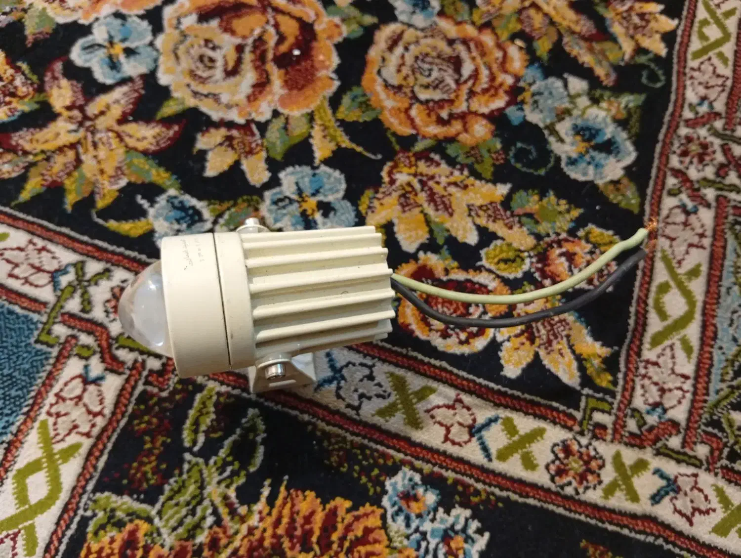 لامپ|لامپ و چراغ|شیراز, سیاه سنگ|دیوار