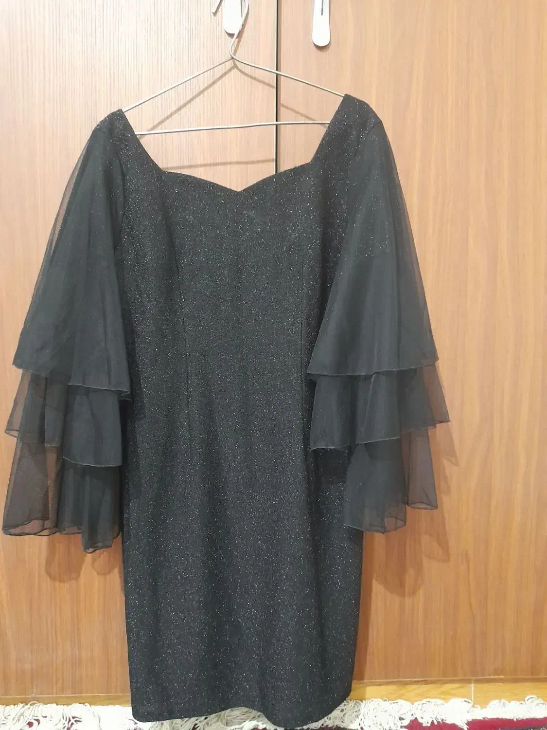 پیراهن مجلسی|لباس|ازنا, |دیوار