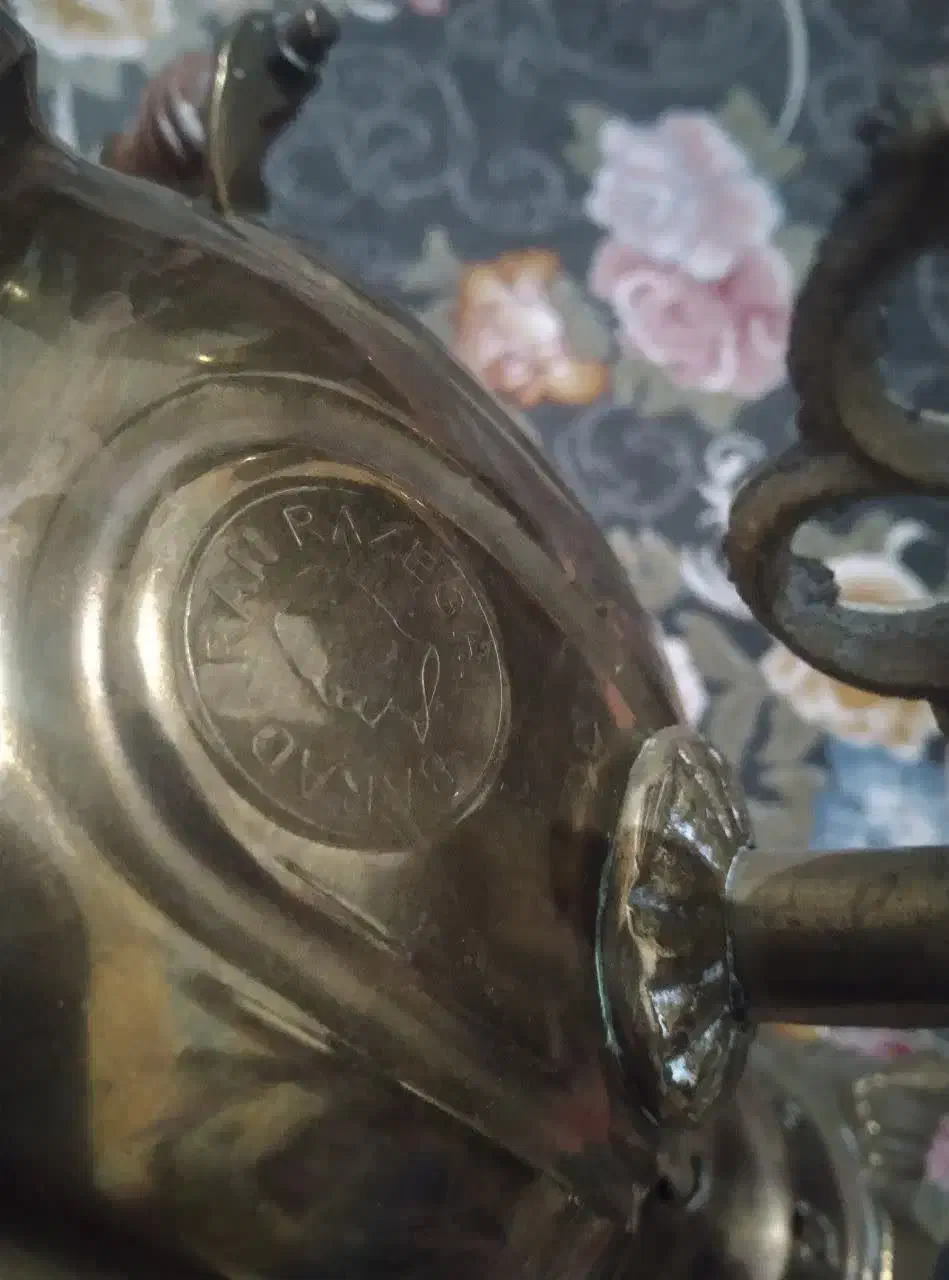 لوازم قدیمی|کلکسیون اشیاء عتیقه|اشتهارد, |دیوار