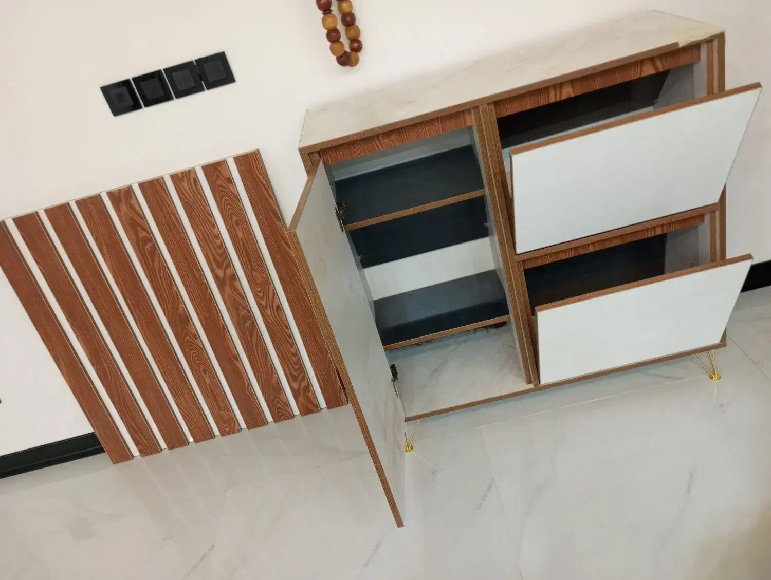 جاکفشی نو نو دست ساز در داشبردی|جاکفشی، کمد، دراور|هشتگرد, هشتگرد قدیم|دیوار