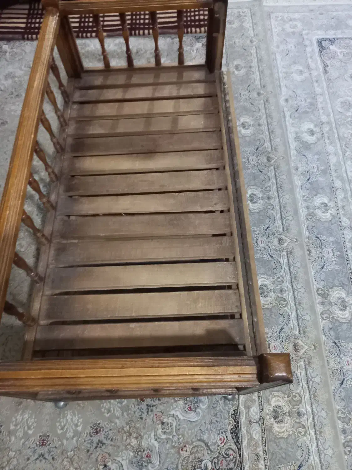 تخت چوبی بچه|تخت و صندلی بچه|ماکو, |دیوار