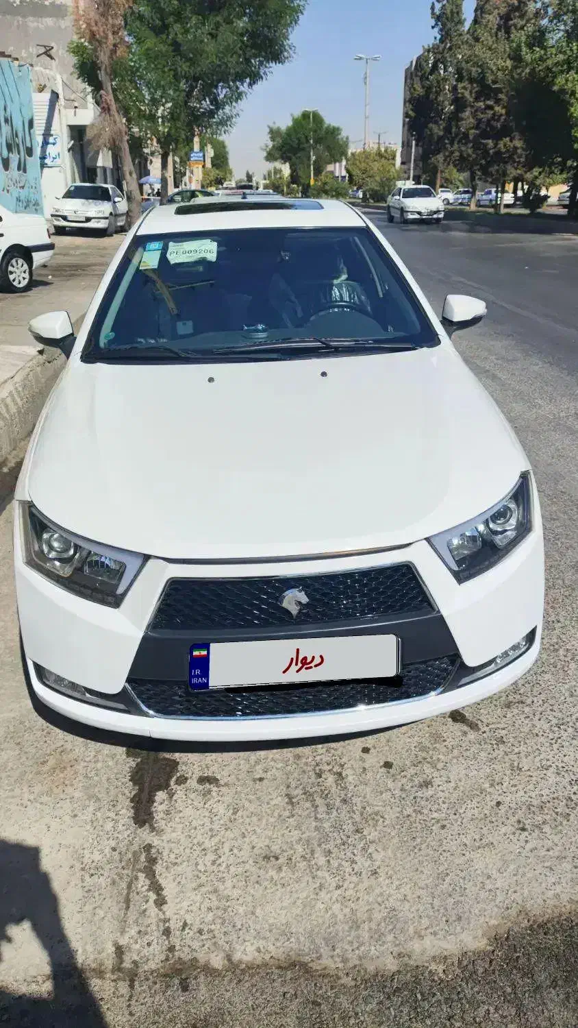 دنا پلاس 6 دنده توربو سفید 1402 esp دار کارکرد 27|خودرو سواری و وانت|کازرون, |دیوار