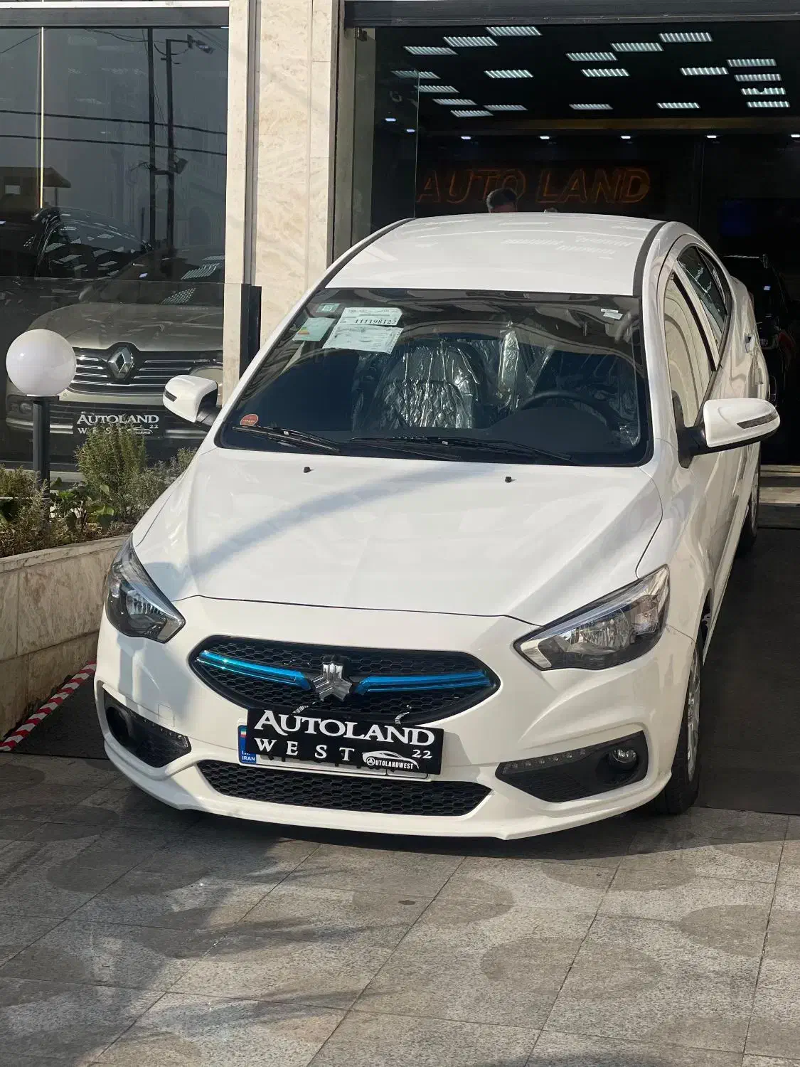 شاهین بدون سانروف خشک مدل ۱۴۰۴ نقد واقساط|خودرو سواری و وانت|تهران, گلستان (شهرک راه آهن)|دیوار